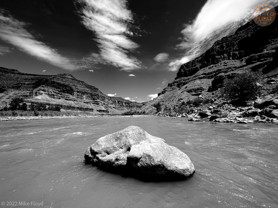 Store Gallery February 2023: Andy Batt's Canyon Photo Float