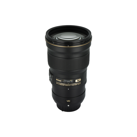 Nikon 300mm f/4 E PF ED VR