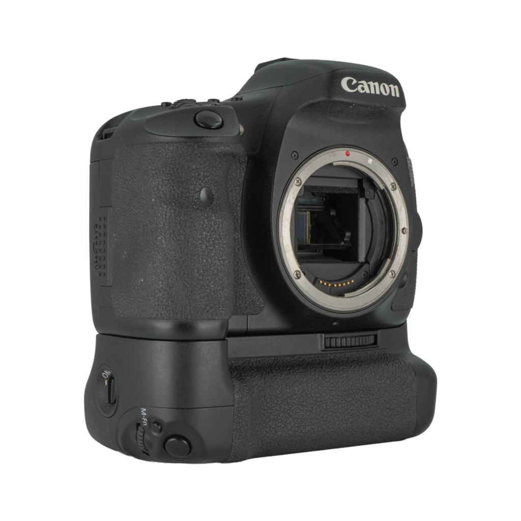 Canon EOS 7D DSLR Body with BG-E7 Battery Grip