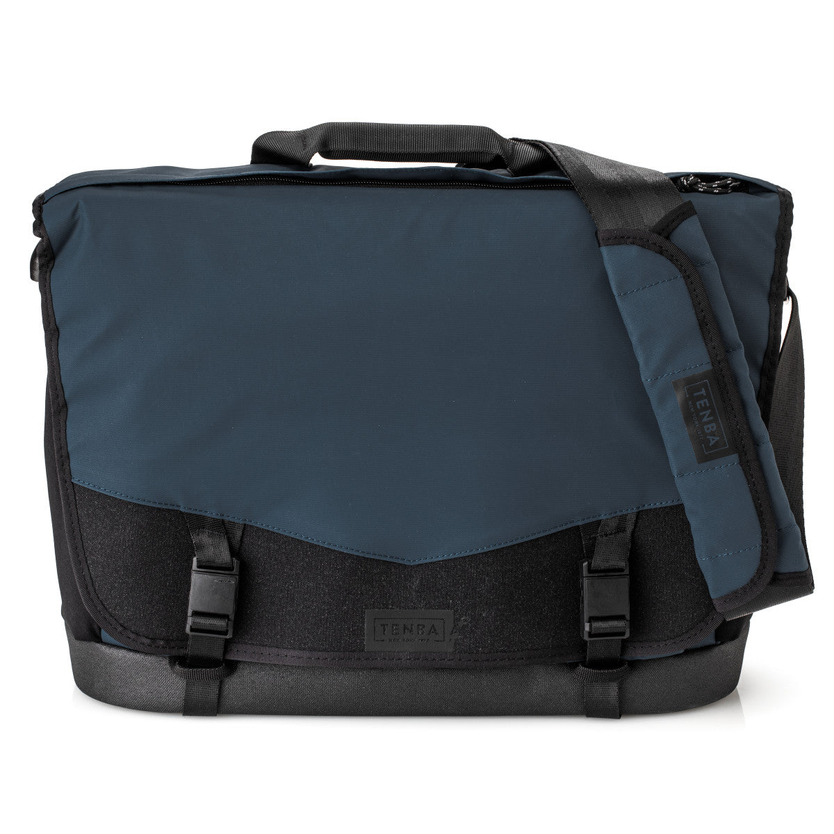 Tenba DNA 16 Slim Messenger Bag