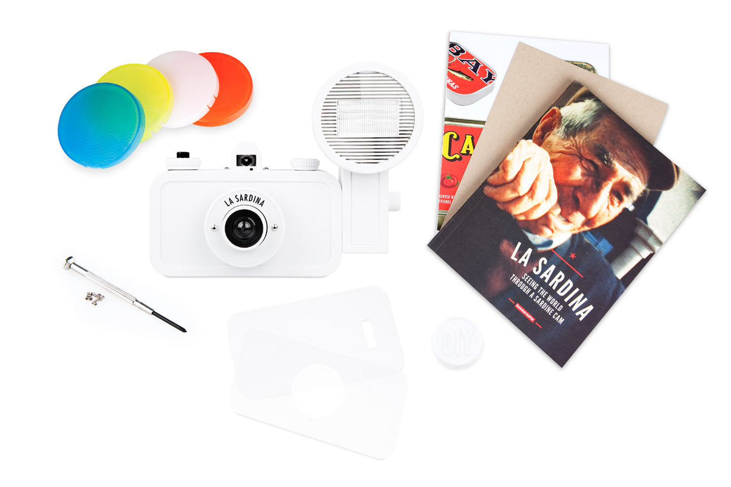 Lomography La Sardina & Flash - DIY + Free La Sardina Dress